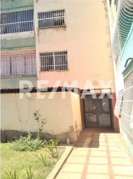 Foto Apartamento en Venta en Valencia, Carabobo - U$D 9.500 - APV150714 - BienesOnLine