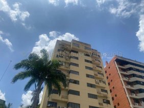 Apartamento en Venta en San José Valencia, Carabobo