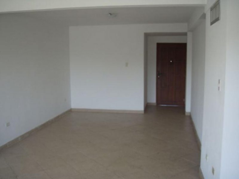 Foto Apartamento en Venta en Fuerzas Armadas, Maracaibo, Zulia - BsF 1.050.000 - APV41730 - BienesOnLine