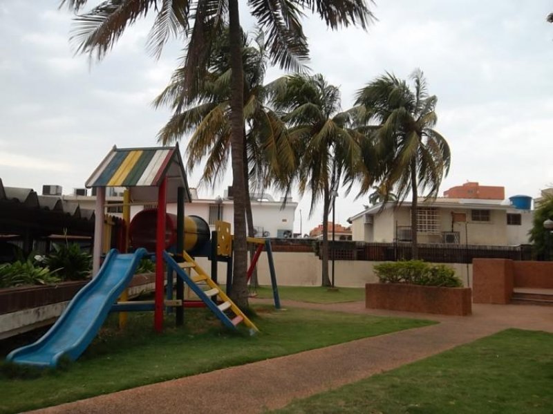 Foto Apartamento en Venta en TIERRA NEGRA, Maracaibo, Zulia - BsF 1.350.000 - APV38895 - BienesOnLine