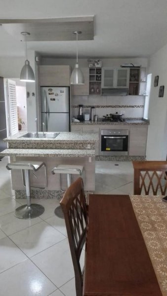 Foto Apartamento en Venta en RESIDENCIAS LA ABADIA, RESIDENCIAS LA ABADIA, Carabobo - U$D 17.500 - APV213424 - BienesOnLine