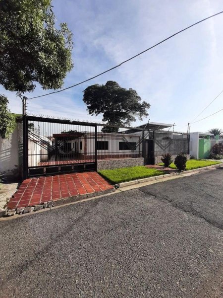 Foto Casa en Venta en San Diego, Carabobo - U$D 65.000 - CAV180264 - BienesOnLine