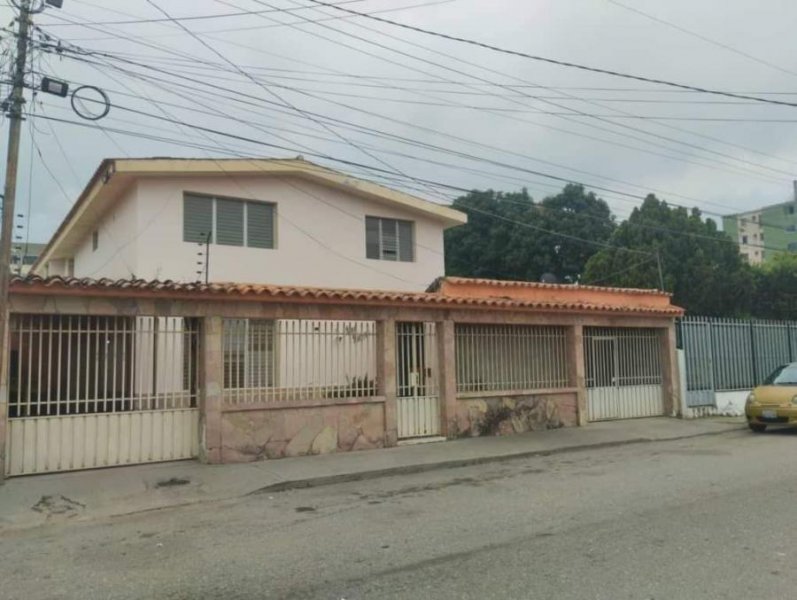 Casa en Alquiler en Este de Barquisimeto Barquisimeto, Lara