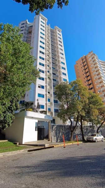 Apartamento en Alquiler en El Parral Valencia, Carabobo