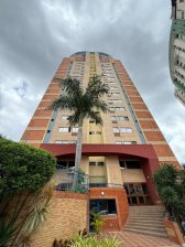 Apartamento en Alquiler en Los Mangos Valencia, Carabobo