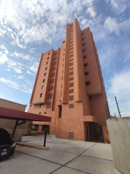 Foto Apartamento en Alquiler en Olegario villalobos, Maracaibo, Zulia - U$D 250 - APA196034 - BienesOnLine