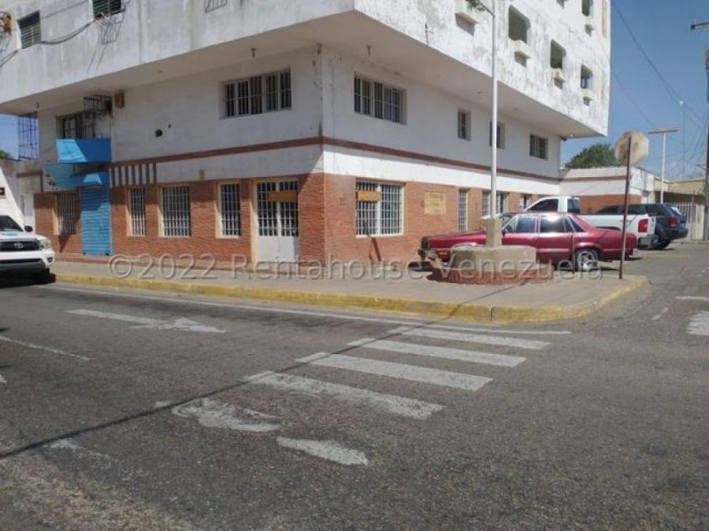 Foto Local en Alquiler en Carirubana, Centro de la ciudad de  Punto Fijo, Falcón - U$D 280 - LOA186476 - BienesOnLine