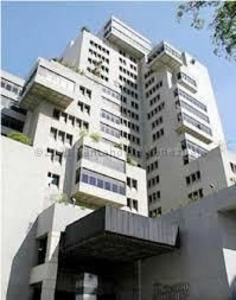 Foto Oficina en Alquiler en Chacao, Chacao, Distrito Federal - U$D 1.700 - OFA192685 - BienesOnLine