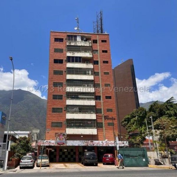 Foto Oficina en Alquiler en Los Dos Caminos, Los Dos Caminos, Distrito Federal - U$D 1.380 - OFA193081 - BienesOnLine