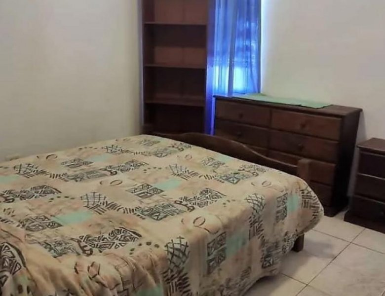 SE ALQUILAN HABITACIONES A PAREJAS, DAMAS O CABALLEROS ECONOMICAS