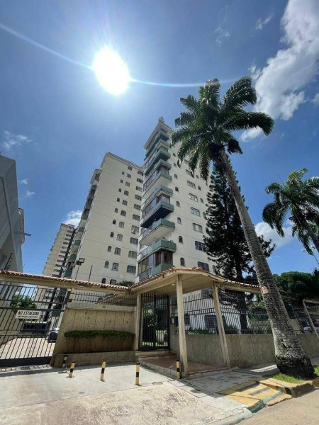 Foto Apartamento en Venta en valles de camoruco, Carabobo - U$D 37.000 - APV219586 - BienesOnLine