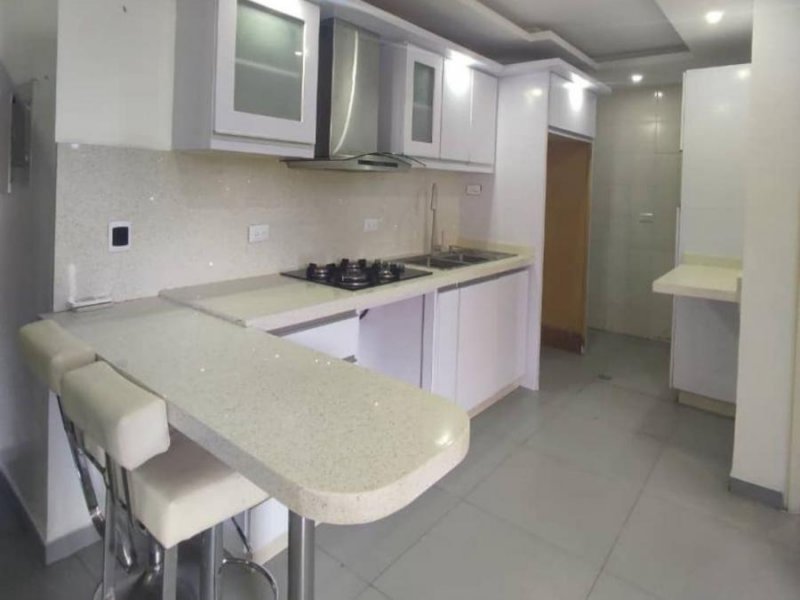 Foto Apartamento en Venta en LA TRIGALEÑA ALTA, Carabobo - U$D 32.000 - APV173674 - BienesOnLine