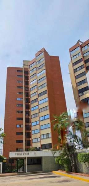 Apartamento en Venta en OLEGARIO VILLALOBOS Maracaibo, Zulia