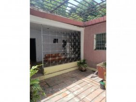 Casa en Venta en Casco Central Los Guayos, Carabobo