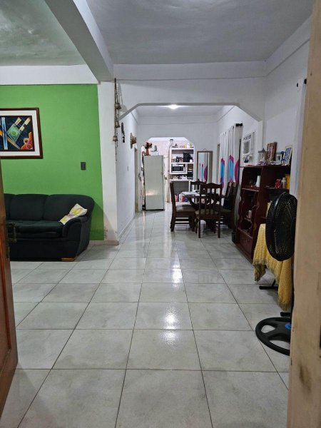 SE VENDE CASA EN EL SECTOR LA CROQUERA, PALO NEGRO. ARAGUA. LUISA MEZONES VENDE.