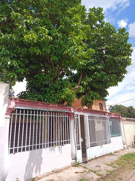 Casa en Venta en @phagrovzla Casa en Venta Las Acacias, Aragua