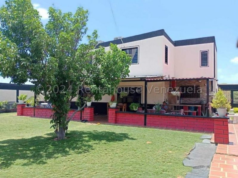 Foto Casa en Venta en Punto Fijo, Falcón - U$D 150.000 - CAV246698 - BienesOnLine