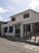 Casa en Venta en Zamora Guatire, Miranda