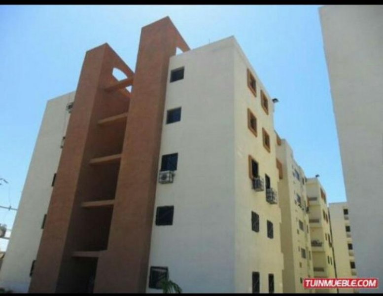 Foto Apartamento en Venta en Paraparal, Los Guayos, Carabobo - BsF 15.000.000 - APV86131 - BienesOnLine