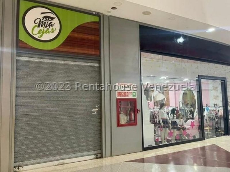 Se vende Local comercial Sambil Punto Fijo cod rah 23-32234 