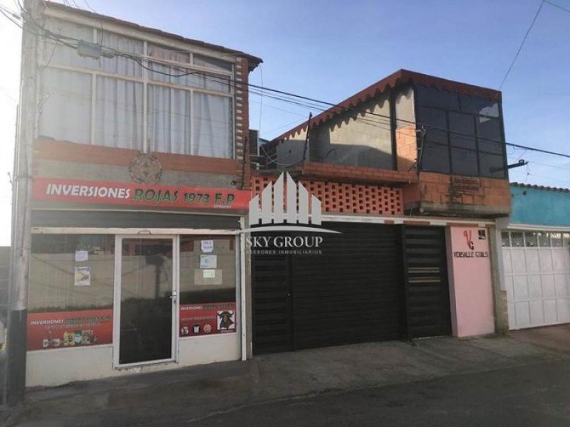 Se Vende o alquila Casa con Locales en Puerta Maraven, Edo Falcón