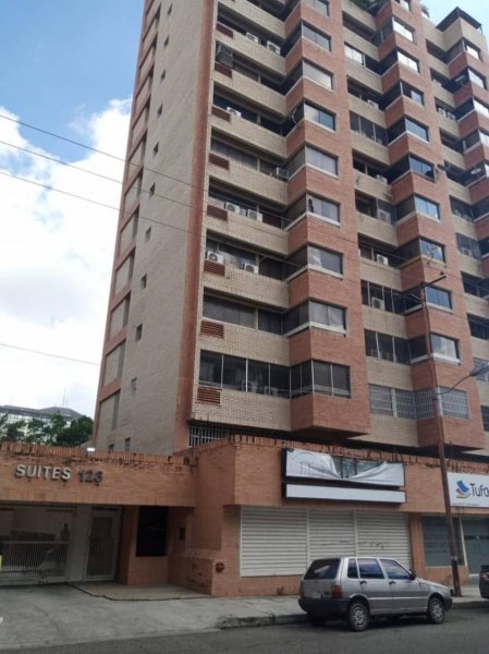 Foto Oficina en Venta en Se vende o alquila oficina AV Bolívar, Valencia, Carabobo - U$D 22.000 - OFV217658 - BienesOnLine