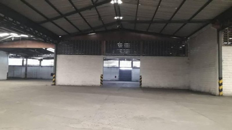 SE VENDE TERRENO ZONA INDUSTRIAL AEROPUERTO FRENTE A HIPER LIDER 