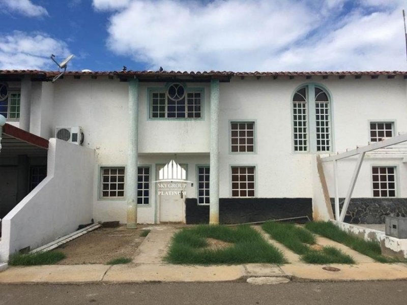 Casa en Venta en Puerta Maraven Punto Fijo, Falcón