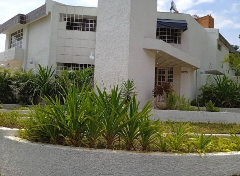 Foto Casa en Venta en El Parral, Valencia, Carabobo - U$D 150.000 - CAV214657 - BienesOnLine