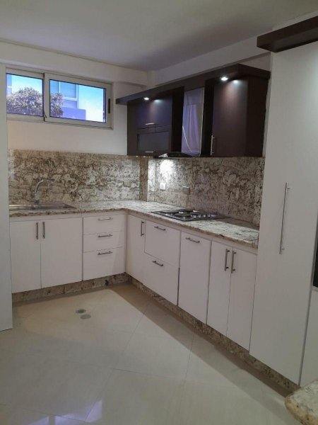 Foto Casa en Venta en Barquisimeto, Lara - U$D 300 - CAV237550 - BienesOnLine