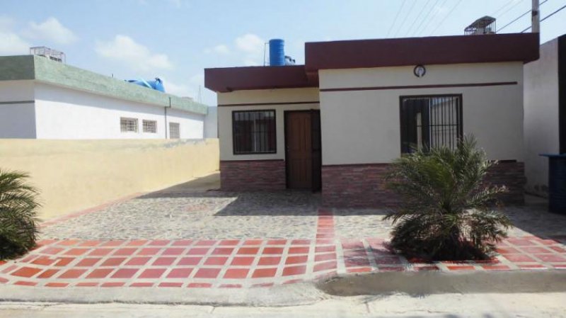 Foto Casa en Venta en Norte, Punto Fijo, Falcón - CAV75644 - BienesOnLine