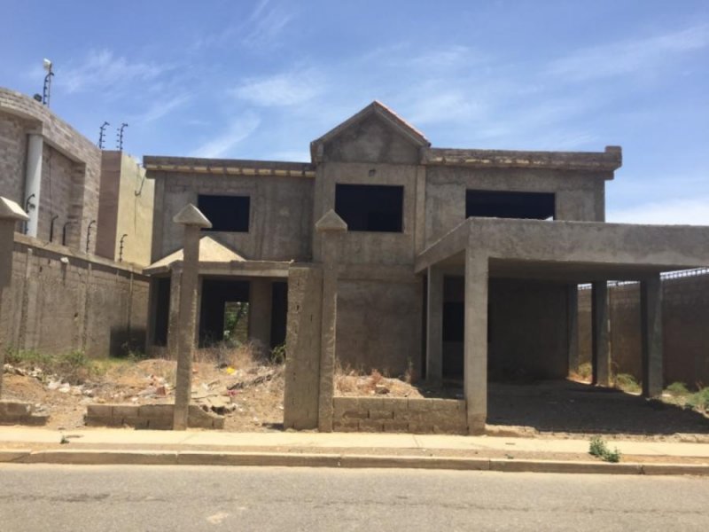 Foto Casa en Venta en Carirubana, Punto Fijo, Falcón - $ 32.000 - CAV118805 - BienesOnLine