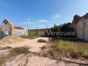 Terreno en Venta en  Coro, Falcón