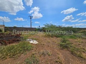 Terreno en Venta en  Coro, Falcón