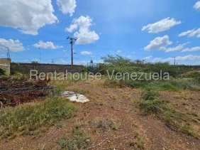 Terreno en Venta en  Coro, Falcón