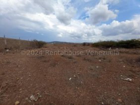 Terreno en Venta en  Coro, Falcón