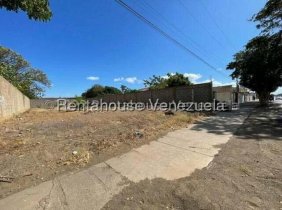 Terreno en Venta en  Coro, Falcón