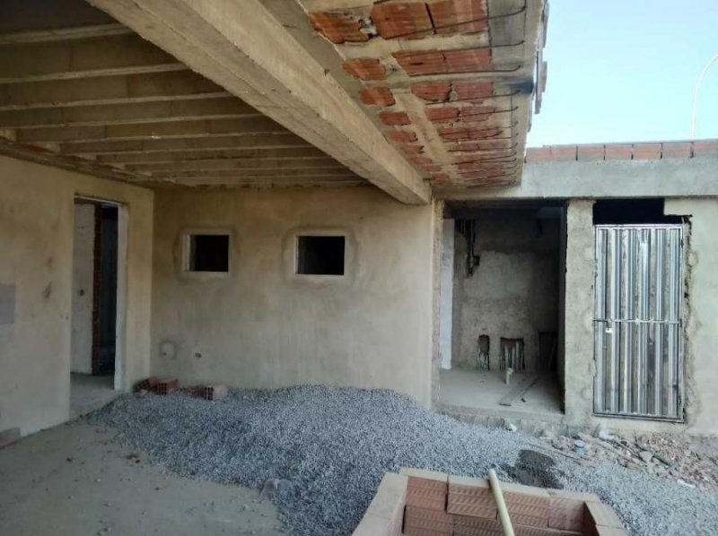 Foto Terreno en Venta en Valencia, Valencia, Carabobo - U$D 350.000 - TEV211048 - BienesOnLine