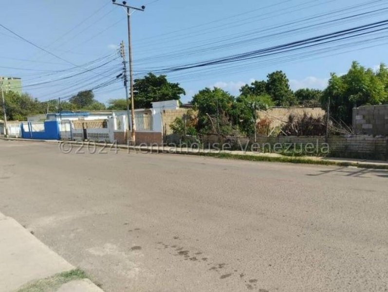 Terreno en Venta en  Coro, Falcón