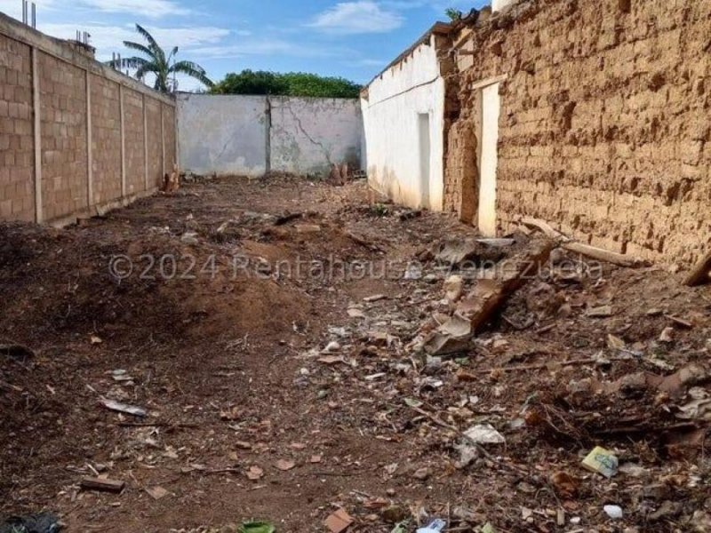 Terreno en Venta en  Coro, Falcón