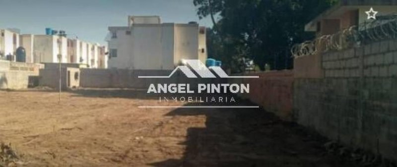 TERRENO EN VENTA EN LA ROSALEDA MARACAIBO ZULIA API 2471