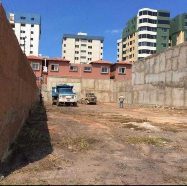 Foto Terreno en Venta en SECTOR MORRO III, Lechería, Anzoátegui - U$D 180.000 - TEV152042 - BienesOnLine