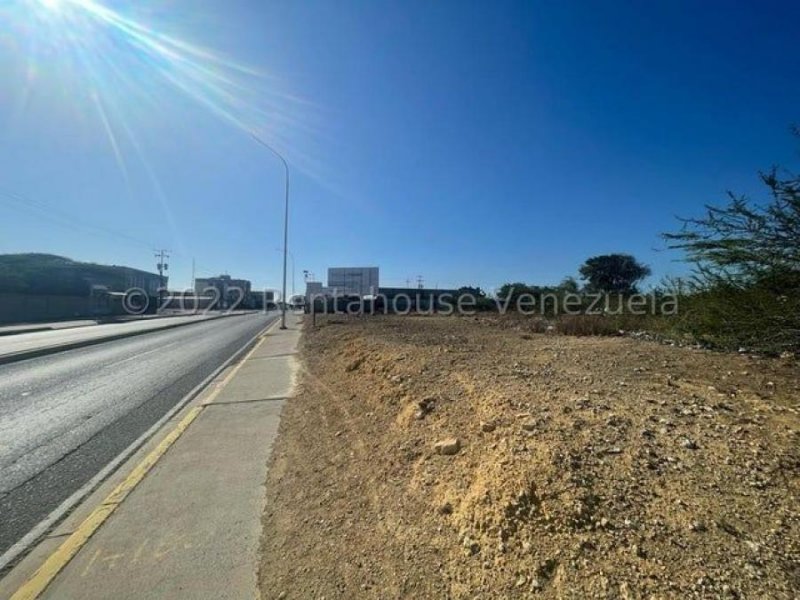 Foto Terreno en Venta en Punto Fijo, Falcón - U$D 90.000 - TEV199103 - BienesOnLine