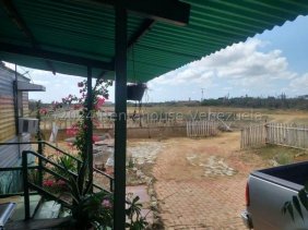 Terreno en Venta en  Punto Fijo, Falcón