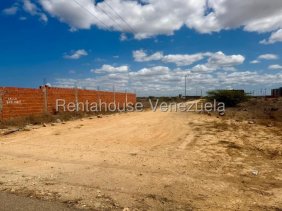 Terreno en venta en Punto Fijo MLS #26-17186 OP