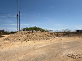 Terreno en venta en Punto Fijo MLS #26-17192 OP