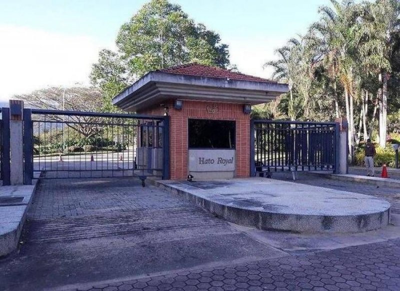 Foto Terreno en Venta en Guataparo Valencia Carabobo, Hato Royal Guataparo, Carabobo - U$D 130.000 - TEV156925 - BienesOnLine