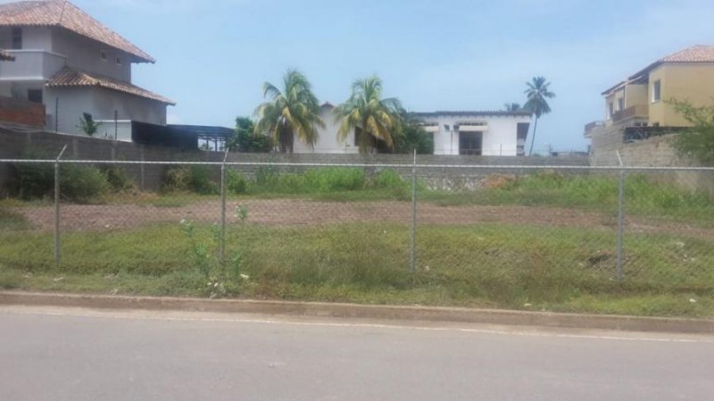 Terreno en Venta en Morro III Lechería, Anzoátegui