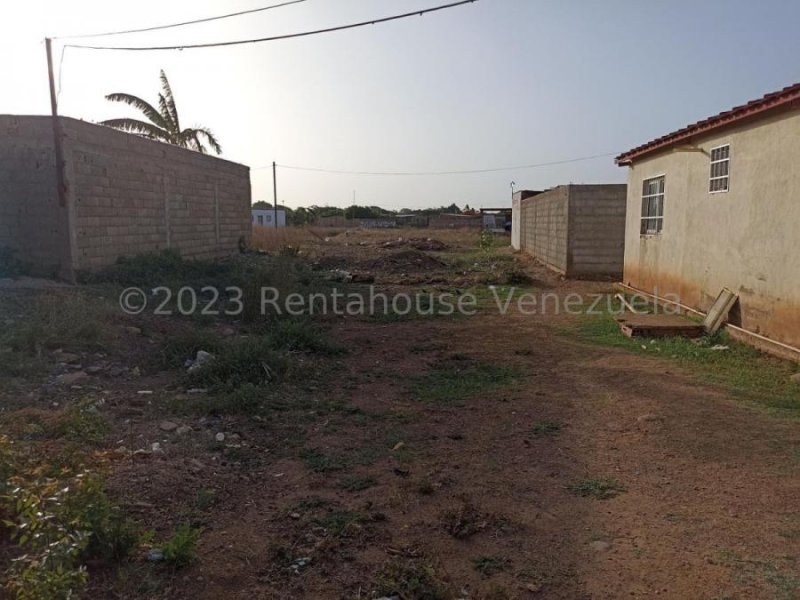 Foto Terreno en Venta en Coro, Falcón - U$D 2.500 - TEV225725 - BienesOnLine