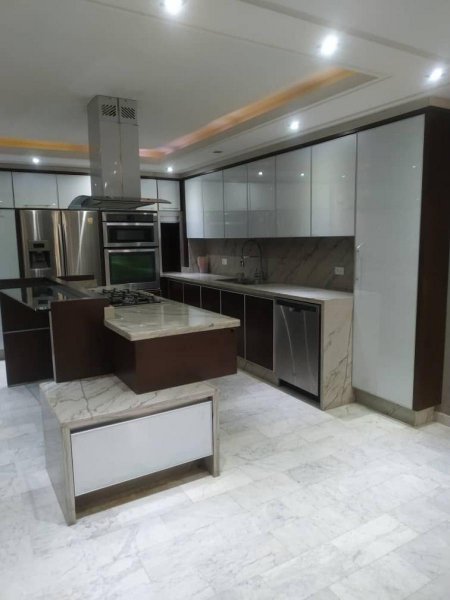 Foto Casa en Alquiler en MAÑONGO, Valencia, Carabobo - U$D 1.400 - CAA184420 - BienesOnLine